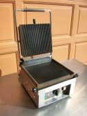 Grill à paninis