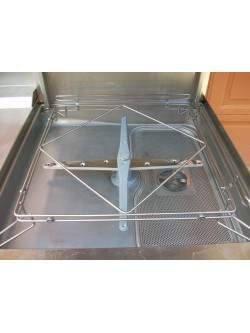 Lave vaisselle à capot