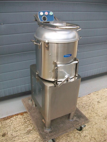 Eplucheuse à pomme de terre