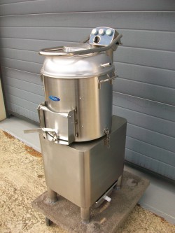 Eplucheuse à pomme de terre