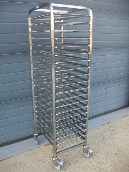 Echelle inox + grilles