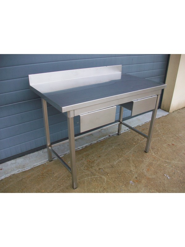 Table adossée 121.5 x 71