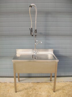 Plonge inox + robinet douchette