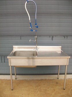 Plonge inox + robinet douchette