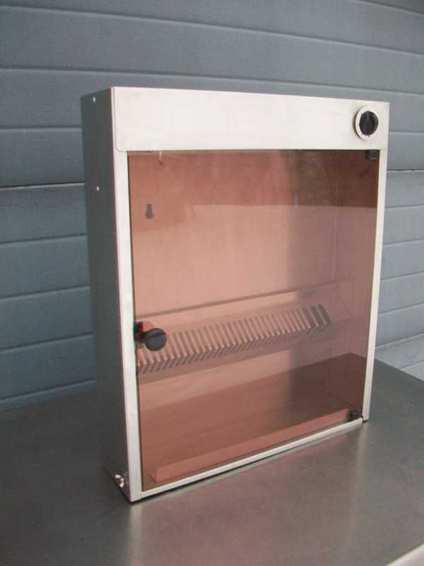 Armoire de stérilisation à couteaux