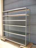Etagère pour réserve