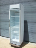 Vitrine réfrigérée à boissons