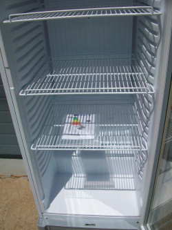 Vitrine réfrigérée à boissons