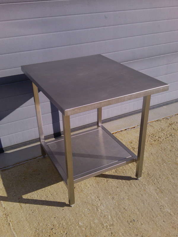 Table centrale 70 x 85