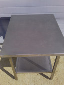 Table centrale 70 x 85